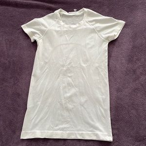 Lululemon Swiftly Tech Short-Sleeve Shirt in white